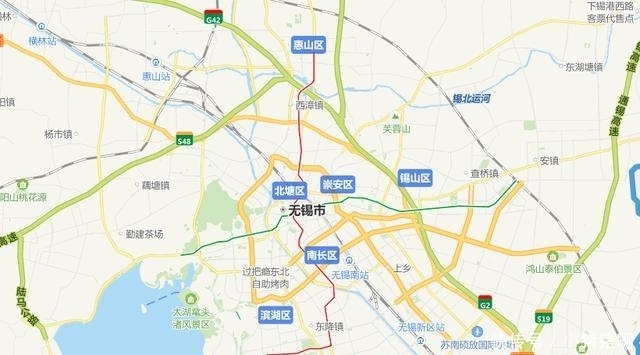 中国最牛的两个万亿城市, 共用机场且同时拥有高铁、火车和地铁