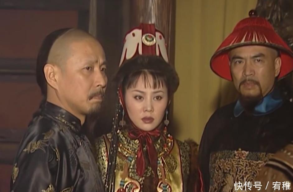  『康熙』康熙王朝中，当李光地递给明珠窝窝头时，为何明珠突然说有内奸