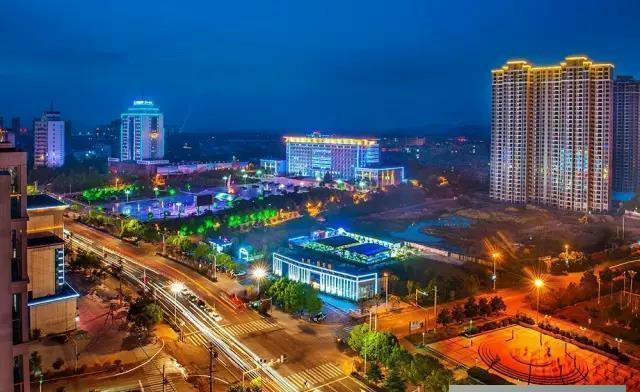  [唯一]中国唯一坐拥4条高速3条铁路2个火车站1个机场的“贫困县