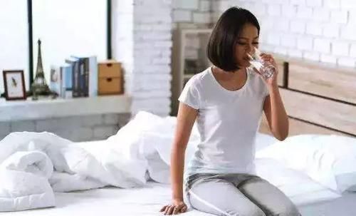  [保护肝脏健康]养肝就是养命，保护肝脏，做好“早起二要”，饭后“一坐一闭”！