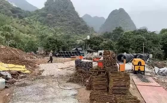  #桂林#网曝桂林一老师投资1700万在漓江边建宾馆，调查结果公布