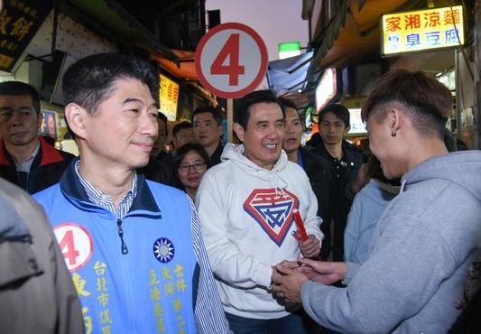 离职后的赖清德与“独派”勾搭连环 声言“时机已到” 马英九听了