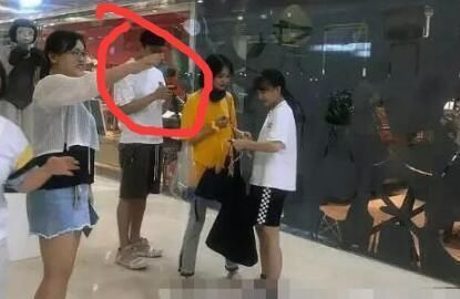 网曝郑爽新男友黑料:不仅是YP老司机，上月还约过别的女生