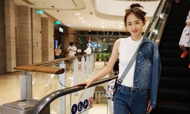 天冷了就学孙耀琦穿，连逛街都这么美！