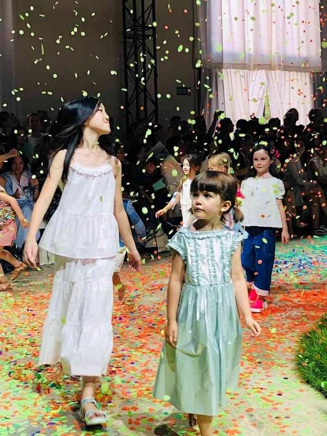 佟大为女儿成为全场焦点