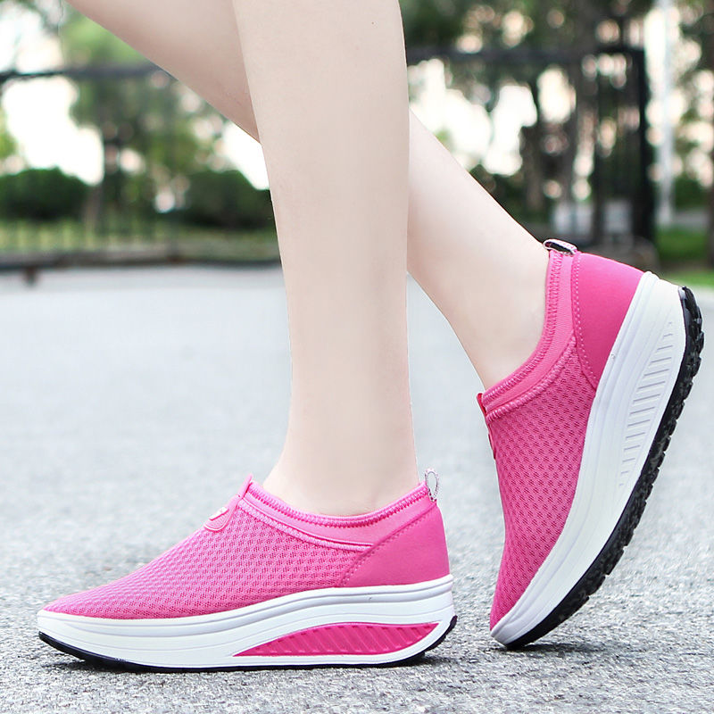 咯脚的高跟鞋别穿了!下面这几款才是今年流行的，透气时髦不累脚