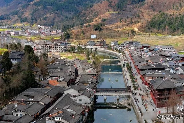 一条街上跨仨省,中国最“特别”的古镇,有着最原始的味道【2020热门旅游景点】