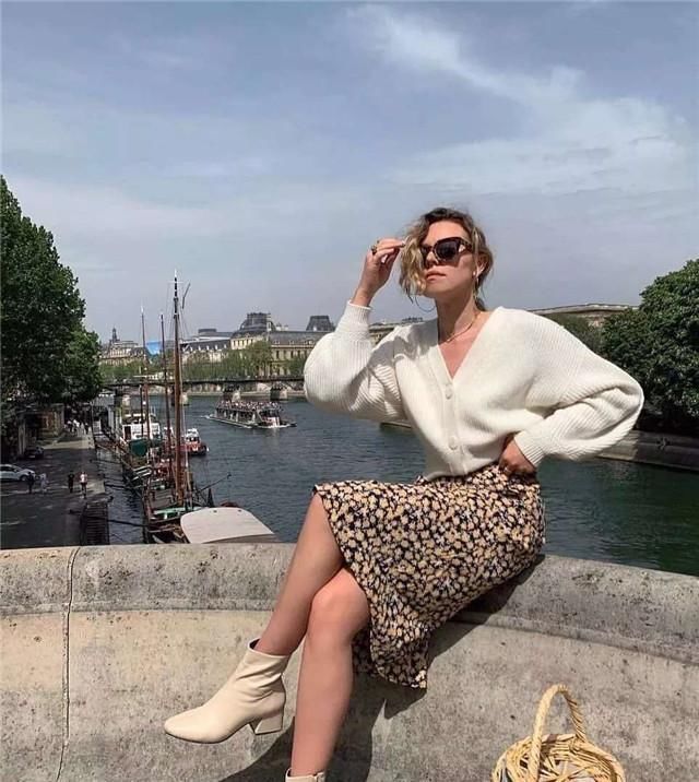  优雅@?春季穿搭必不可少的技巧,让你穿出优雅气质又减龄,值得拥有