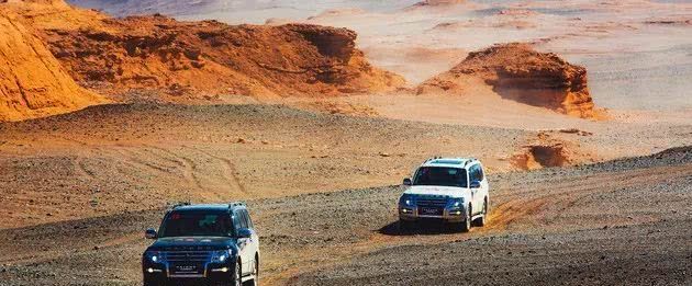 中国绝美公路＋仙境北疆13日落地自驾游