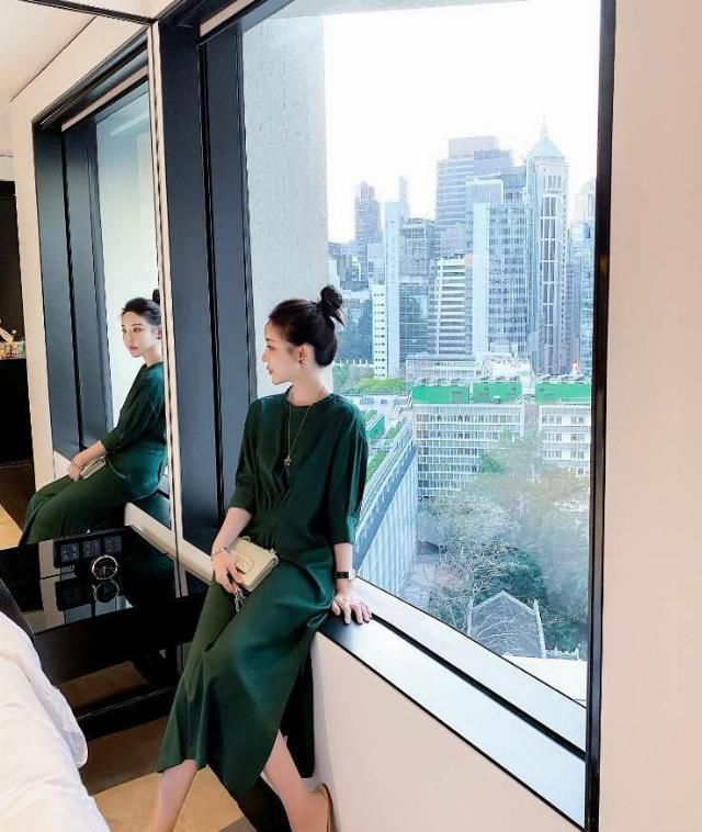 #漂亮#春天有一种穿法叫“名媛范”,时髦显贵又洋气,漂亮小姐姐都喜欢