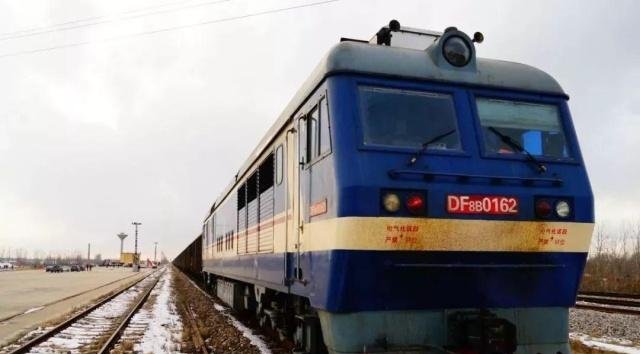 中国建筑拿下铁路改造工程，让中国中铁、中国铁建情何以堪