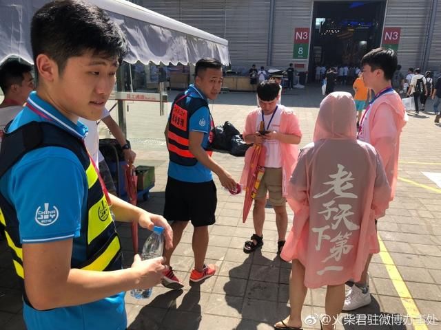 触手高管打人被抓，却甩锅给其他直播平台，安排营销号转发造谣