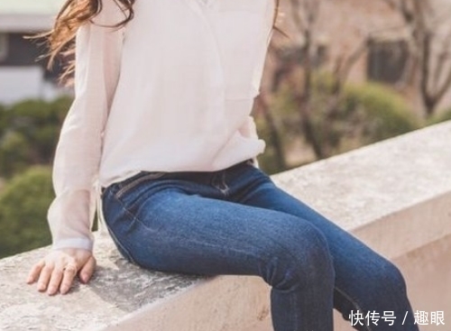 『女生』备受女生青睐的牛仔裤,展现出温柔现代美,让女性更加自信优雅!
