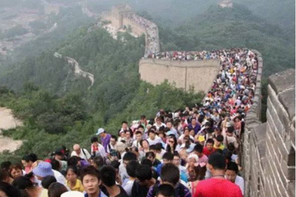 出游拍照丑爆集锦，能认出人形算我输