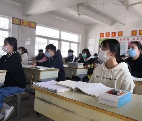 「想不到」难怪考试会先考语文,想不到里面“暗藏玄机”,学生:后悔才知道