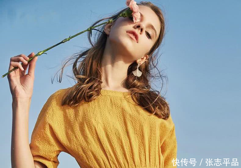 小个子这样穿裙子，自带淑女气质，清新靓丽又显白！