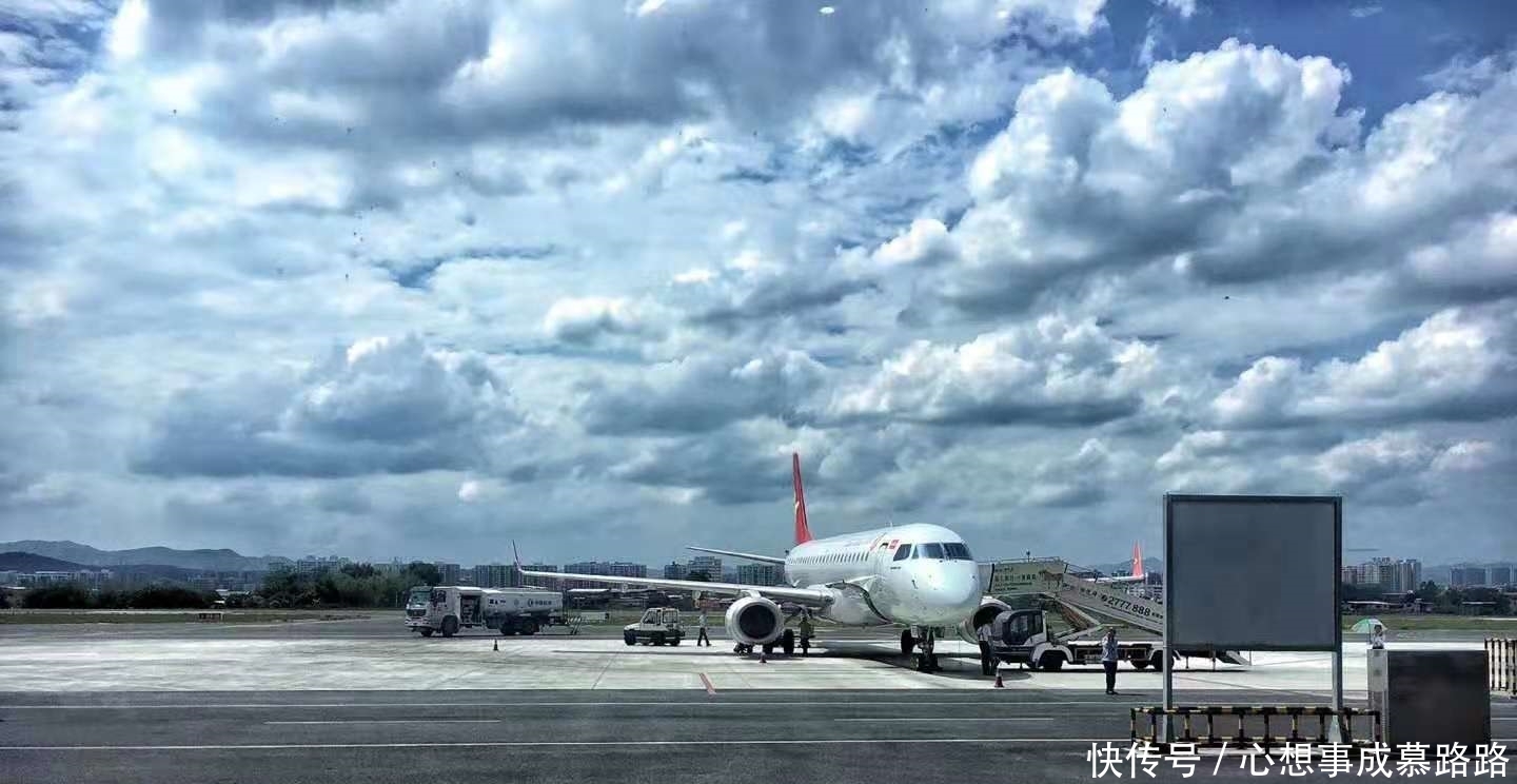 男子花费25万美元买无限次机票,航空公司笑20年,怎料事情会反转