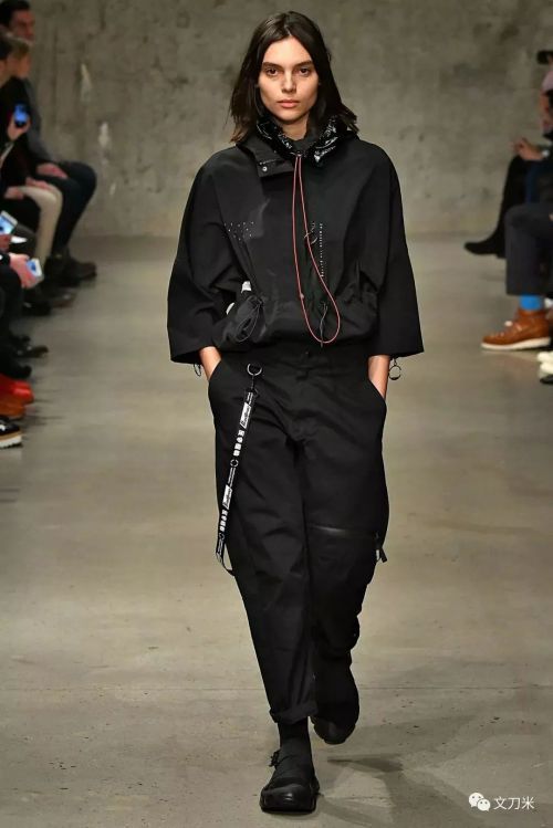 “我在李宁做设计”