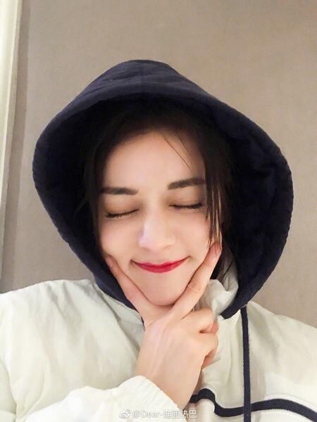 一千零一夜看了吗？迪丽热巴小姐姐的唇色了解一下