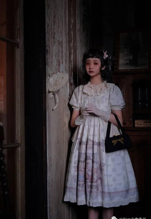  『小裙子』“Doll感”是什么？这样穿，你就是洋娃娃！