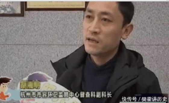 落雨天洒水车照喷不误，市民纷纷指责“太浪费”，环保局这样回应