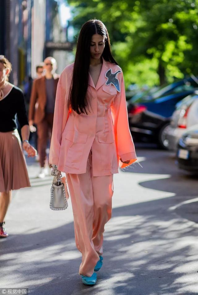 时尚圈宠爱的睡衣风，和睡衣真不同