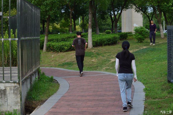 奥迪A6L，宝马X3，奔驰GLB，凯迪拉克CT5，不一样的新感受之九