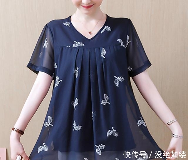 经济@女人过45,一旦经济条件允许,三伏天多照这样穿,美到款款想剁手