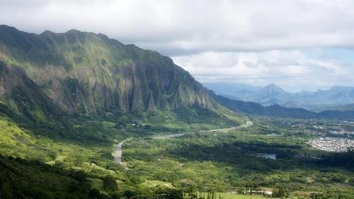  搬走：世界上一个潮湿的村庄：一年中330天在下雨，村民依然不愿