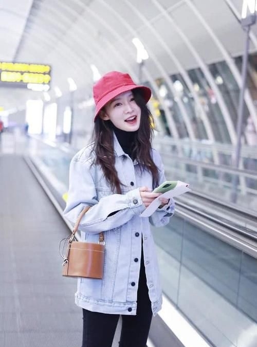 「帽子的搭配」帽子的五种搭配术,每一款都是服装搭配的点睛之笔,这样戴准没错