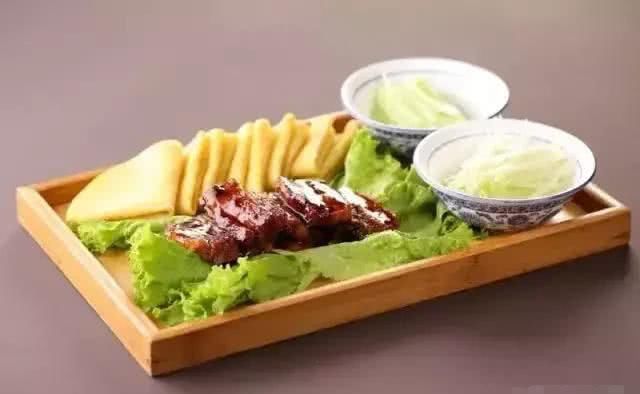  【川菜】湘菜和川菜在整个中国，哪个菜更让大众接受？答案你万万想不到
