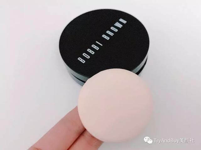 8款最HOT气垫，连粉扑都好用才算赢！