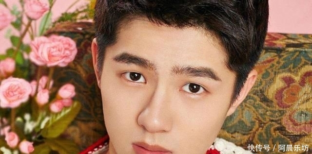 【超市】刘昊然逛超市无偶像包袱，框架眼镜搭配口罩，为减肥放弃买甜点