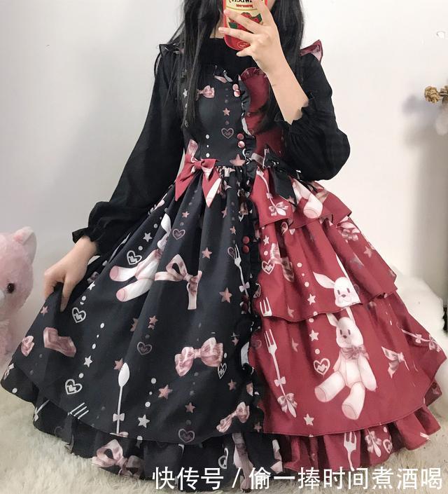 『lo』最近火了一种lo裙,叫“左边少女,右边暗黑”,lo娘穿上美极了