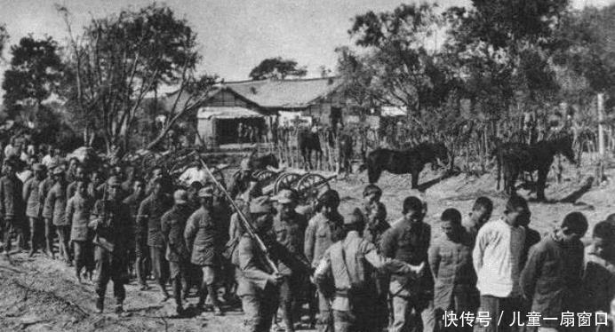  #抓住的人#被押送的战俘成千上万, 为何不敢集体反抗, 原因有三个点