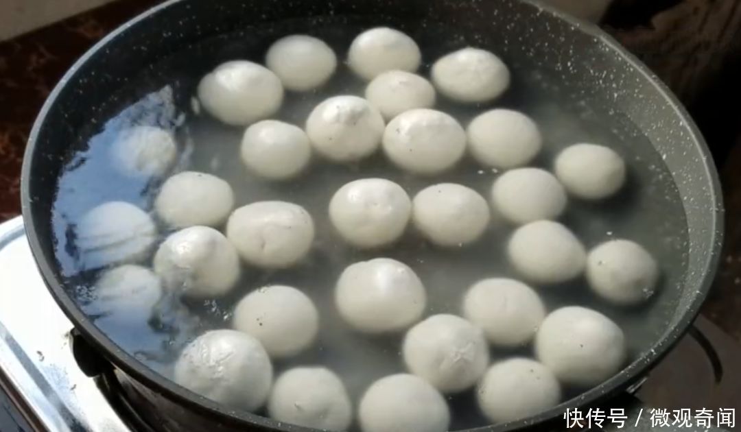 教你在家自制好看又营养的透明汤圆,做法简单味道好,孩子特喜欢