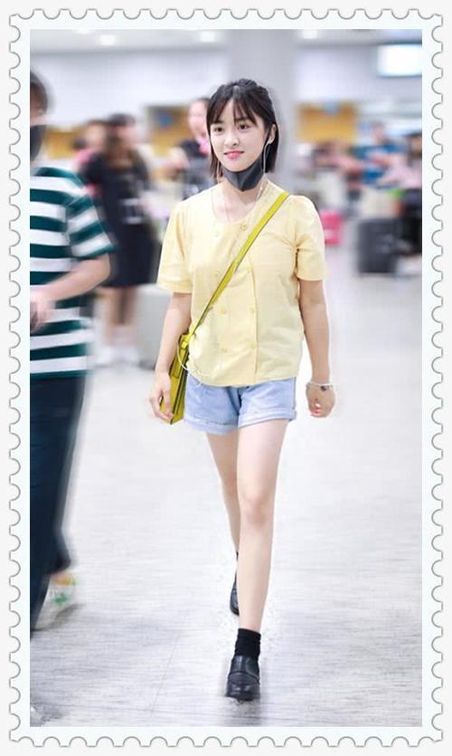 沈月减肥成功了？大象腿秒变筷子腿，网友：未修图的腿才接地气