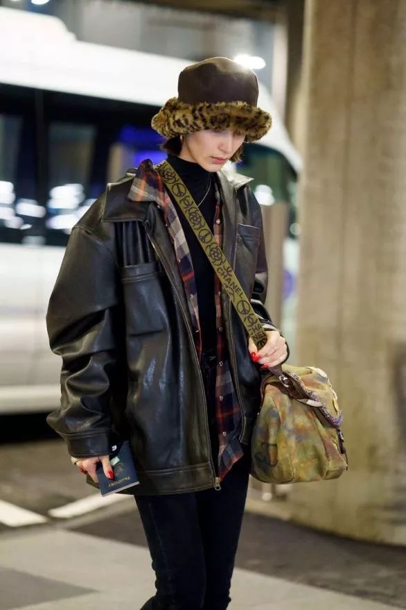  实用：教你美| 冬天的打底衫先别收，实用又显瘦的“叠穿法”拿走！