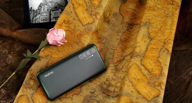 『旗舰机』极具性价比的水桶旗舰机 realme X50 Pro体验评测