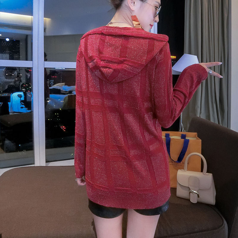 去年的旧衣服该扔了!瞧瞧这16款，7080后女人穿，贼嫩