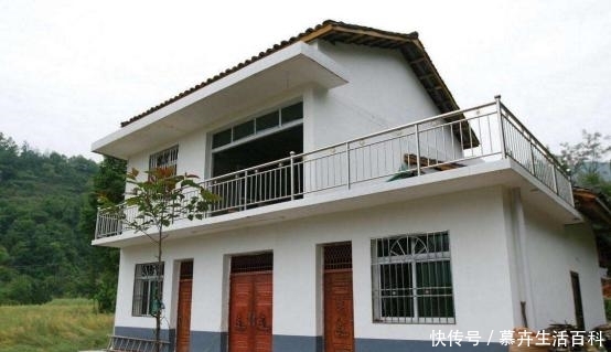 “房前不栽树，房后不栽花”，农村房子大，为何人们不爱绿化？