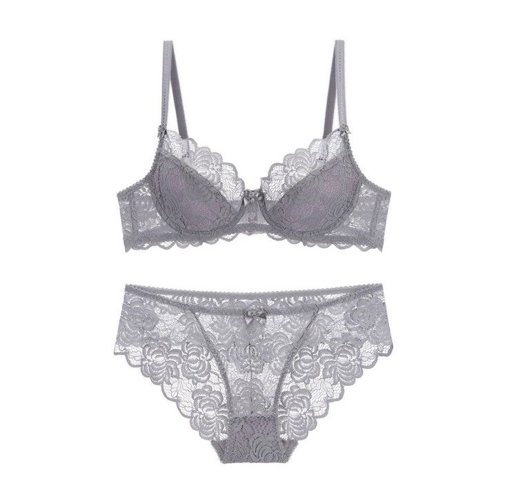 棉文胸赶紧扔掉，今夏流行这种薄、轻、透文胸，配丁字裤穿，刚好