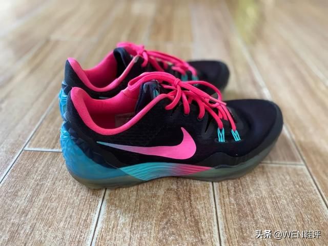 「双鞋」前后掌Zoom Air的科比球鞋只需400块?当年的神鞋你穿过吗