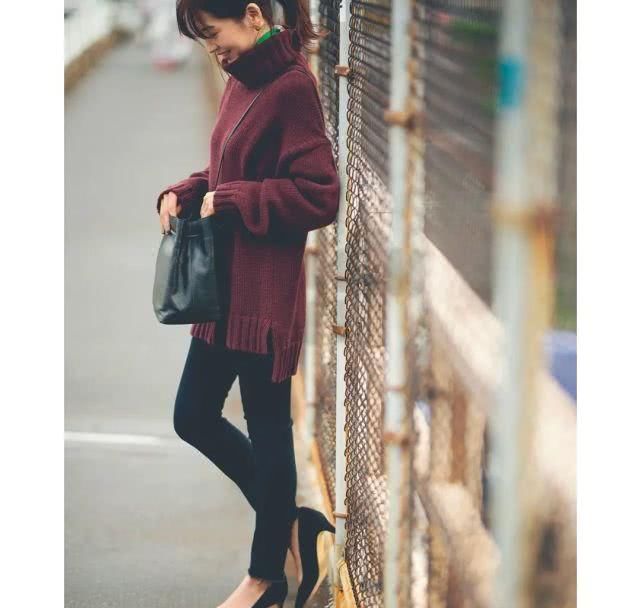 『伊藤真知』他们的基础款也不一般 每一件都能穿很多年