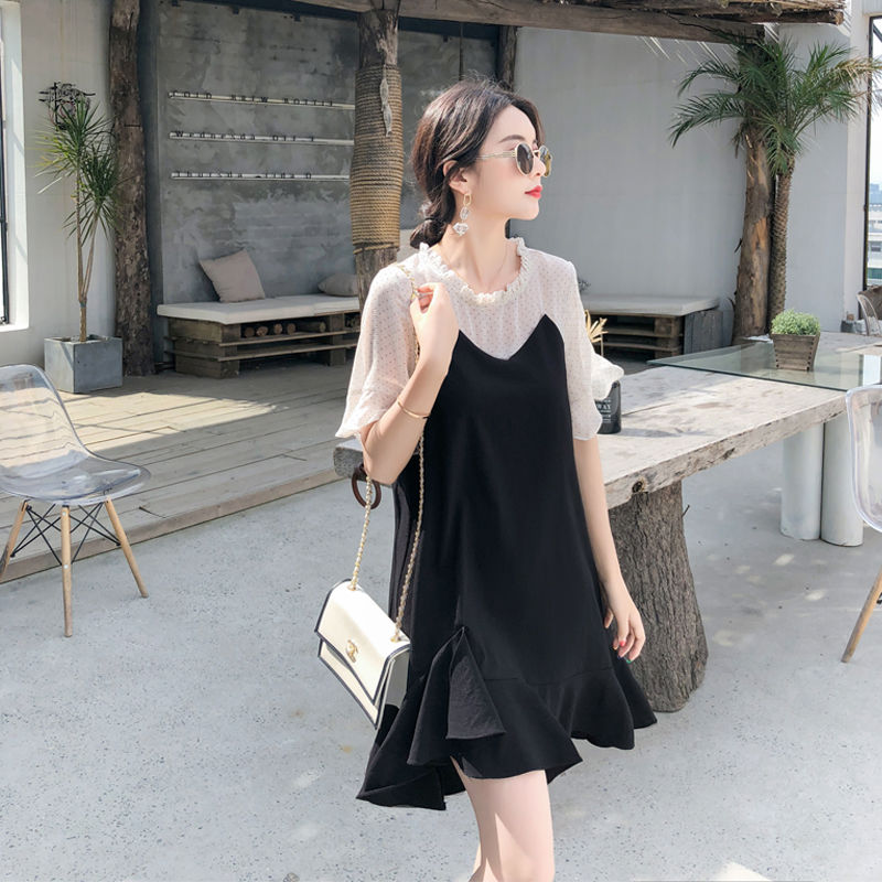 谁说矮个子辣妈没有女人味?包臀裙、紧身背心，轻松穿出妩媚气质