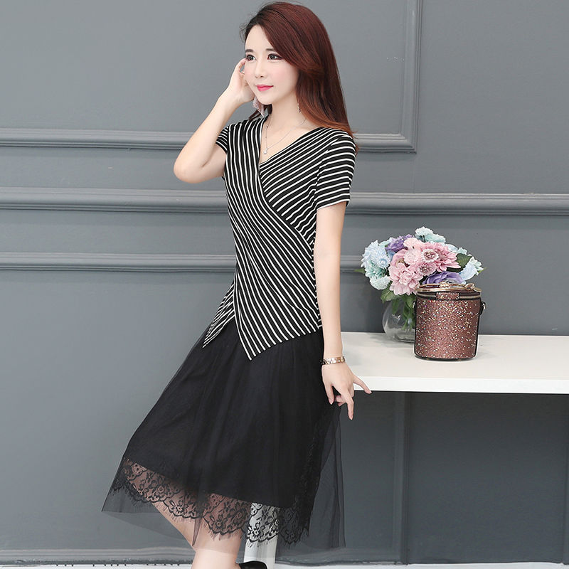 厉害了!厉害了我的妈妈!穿这几套衣服出门都以为是我的姐姐