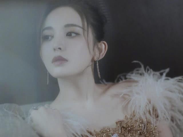  #美女#娜扎的扮靓小心机！这样做，打造异域美女的浪漫风情