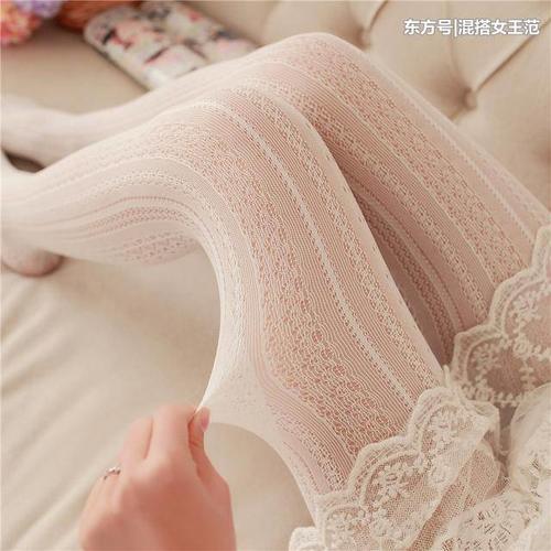 甜美显腿瘦的连裤袜，一不小心就穿出了大长腿的感觉