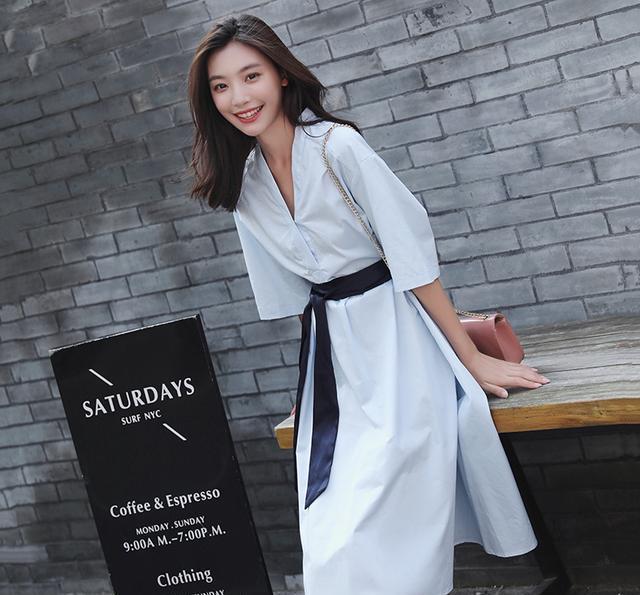 “冷淡风”连衣裙太美, 太美了! 穿上身年轻了10岁, 美到咋舌