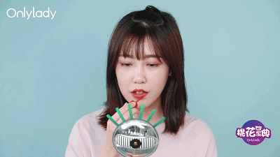 桃花宝典丨补涂口红好麻烦!这几款不脱妆口红你知道吗?